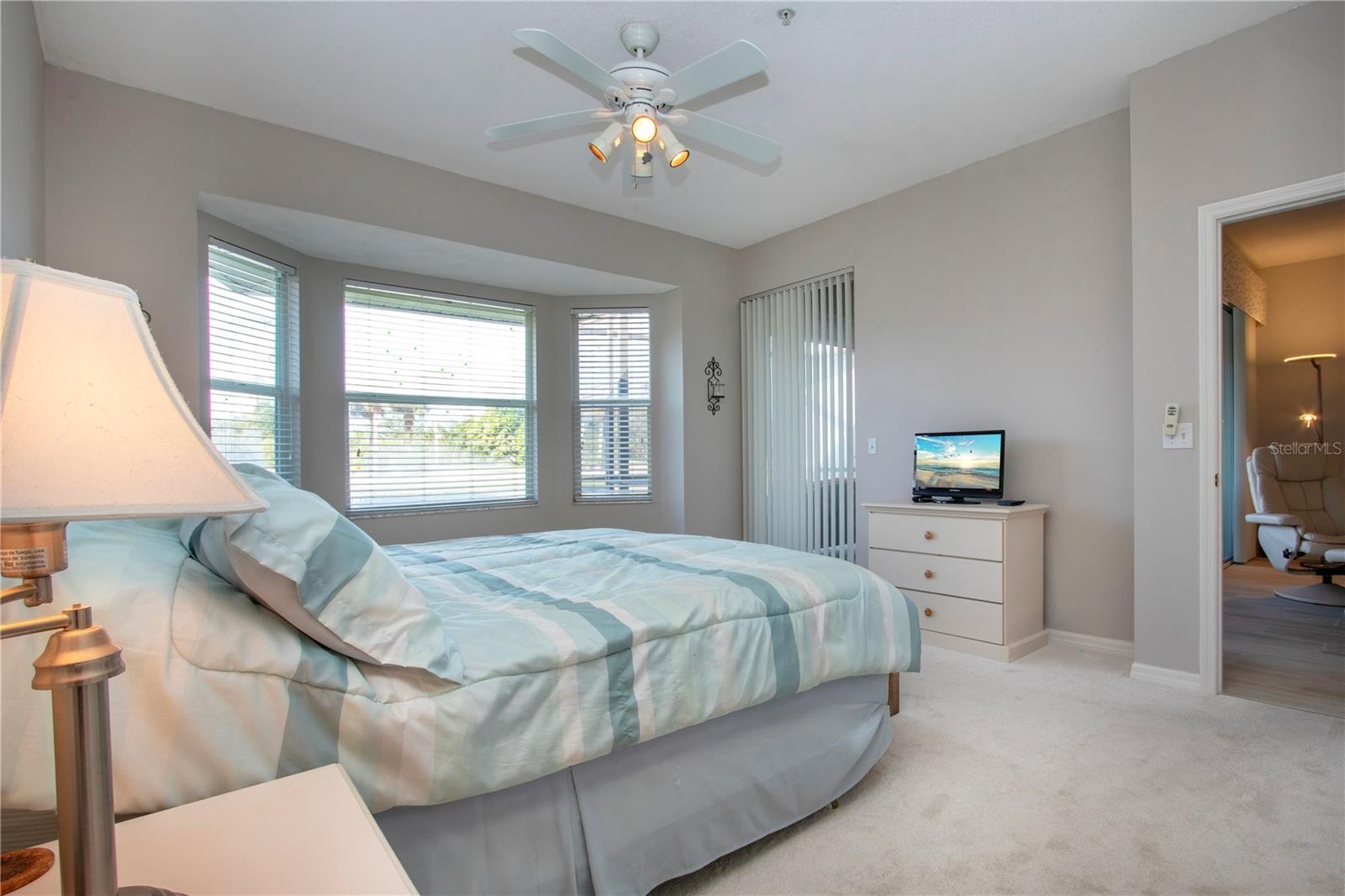 HERITAGE OAKS GOLF & COUNTRY CLUB - Residential