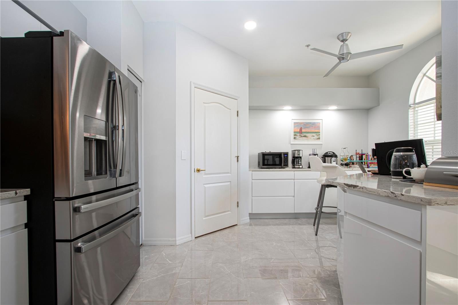 HERITAGE OAKS GOLF & COUNTRY CLUB - Residential