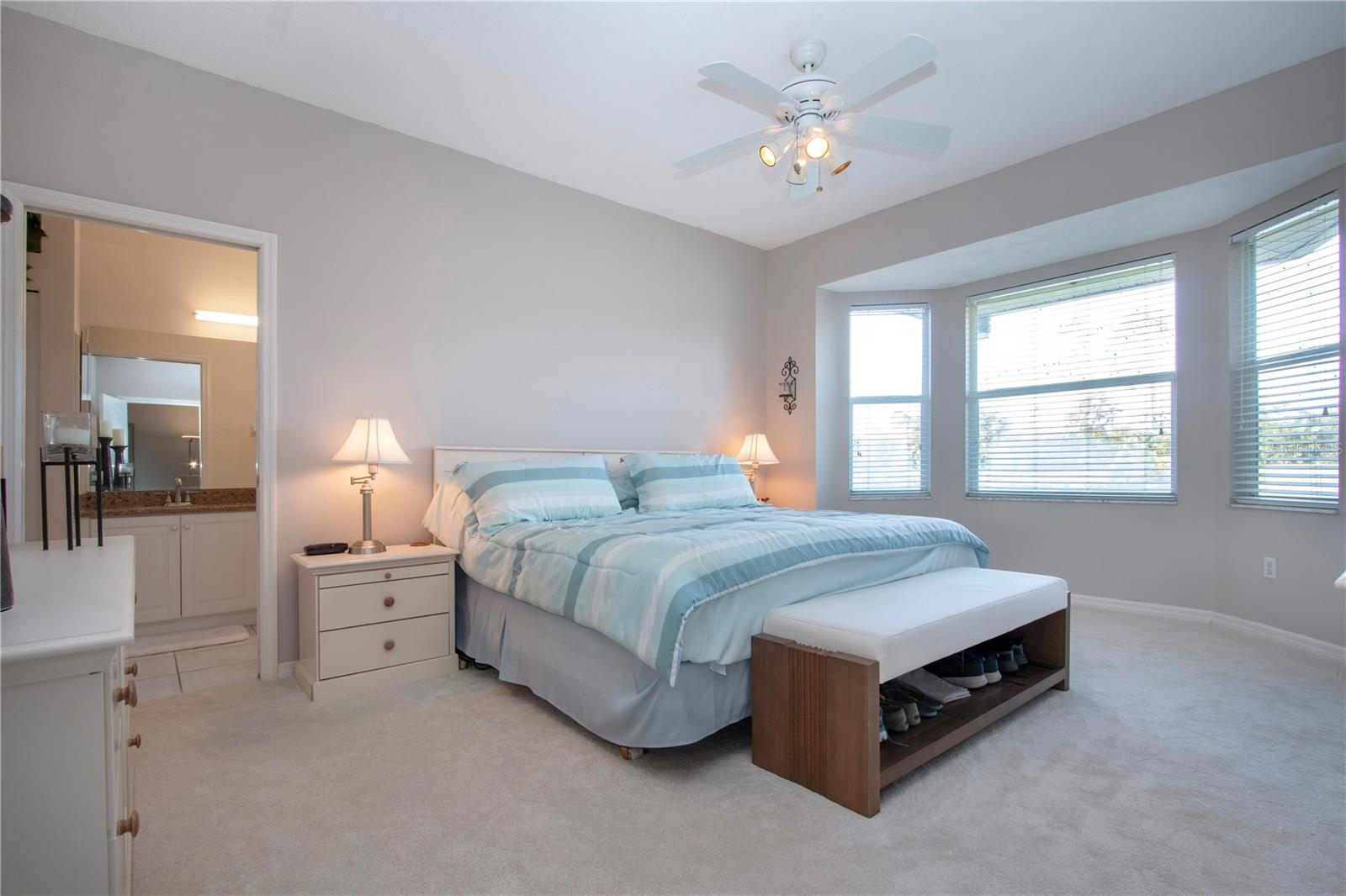 HERITAGE OAKS GOLF & COUNTRY CLUB - Residential