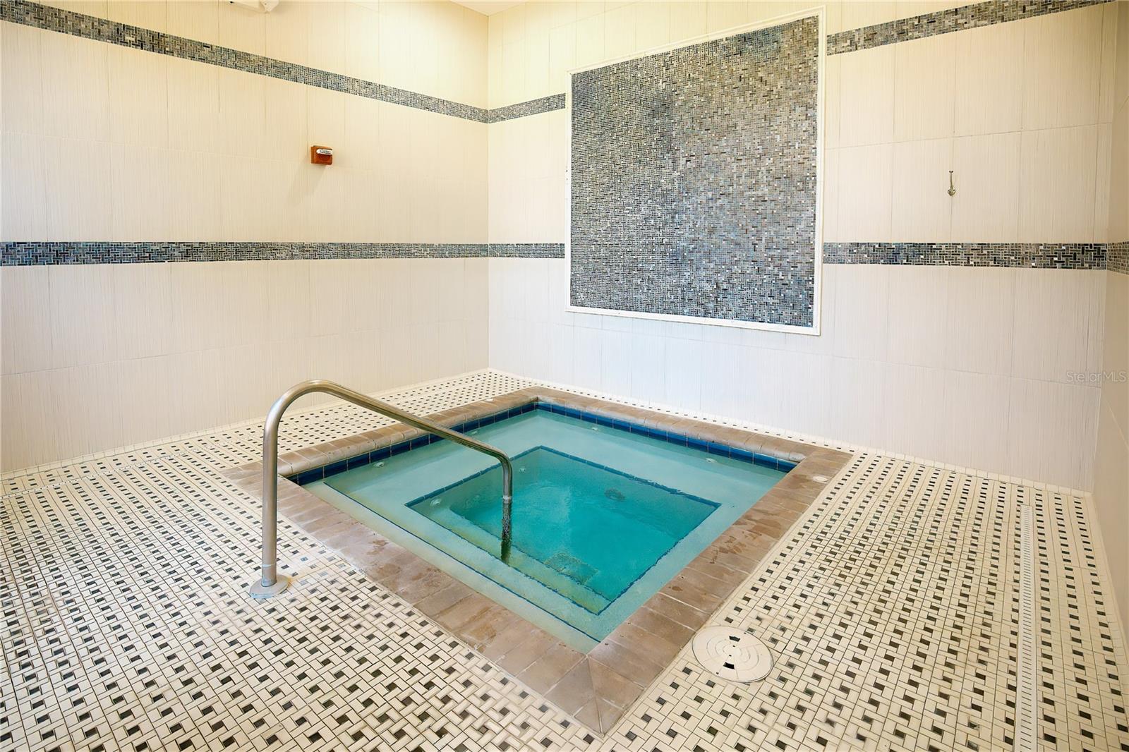GROVELAND CASCADES GROVELAND PH 01 - Residential Lease