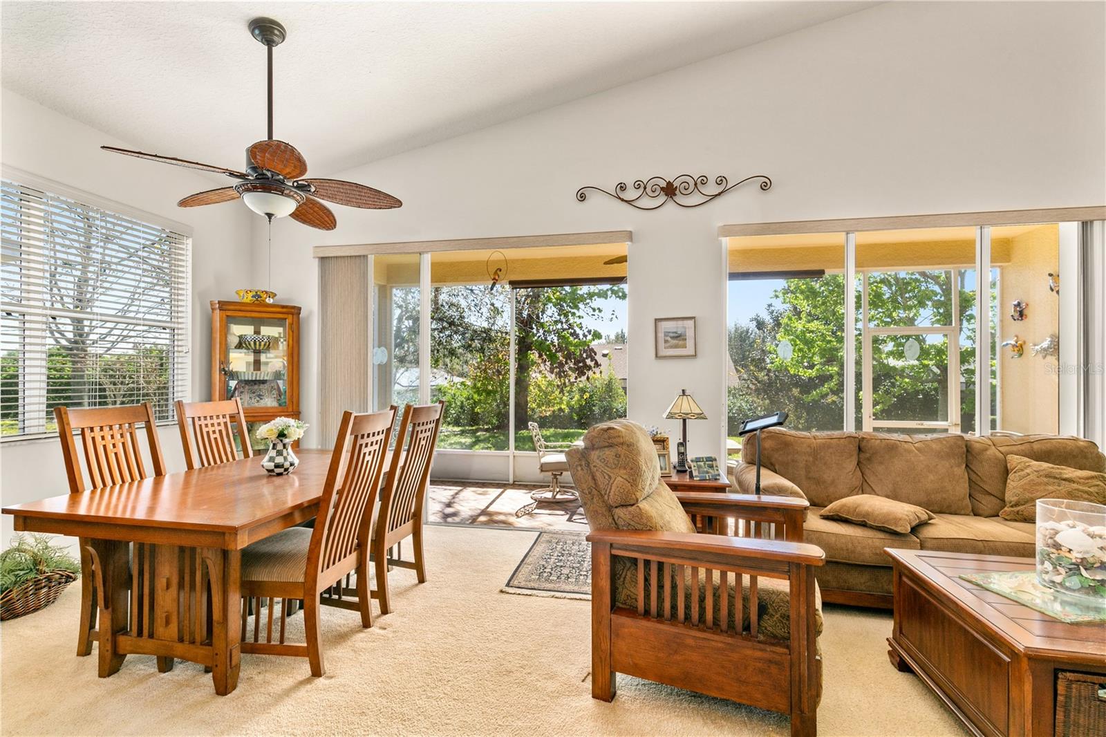 GROVELAND CASCADES GROVELAND PH 01 - Residential Lease