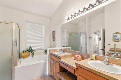 Tiny photo for 112 Flame Vine Way, Groveland, FL 34736 (MLS # G5112116)