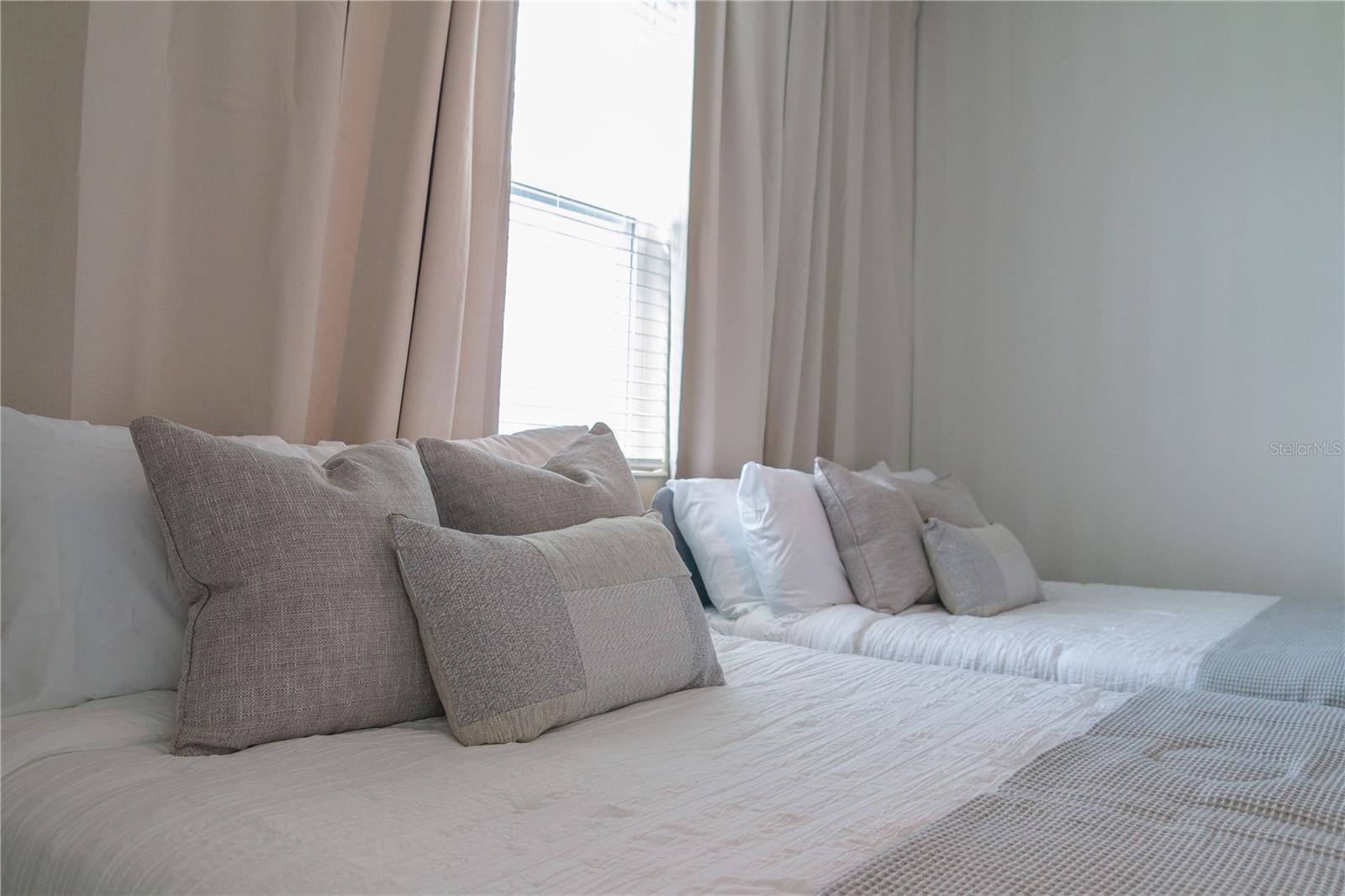 CHAMPIONSGATE CONDO PH 2 - Residential