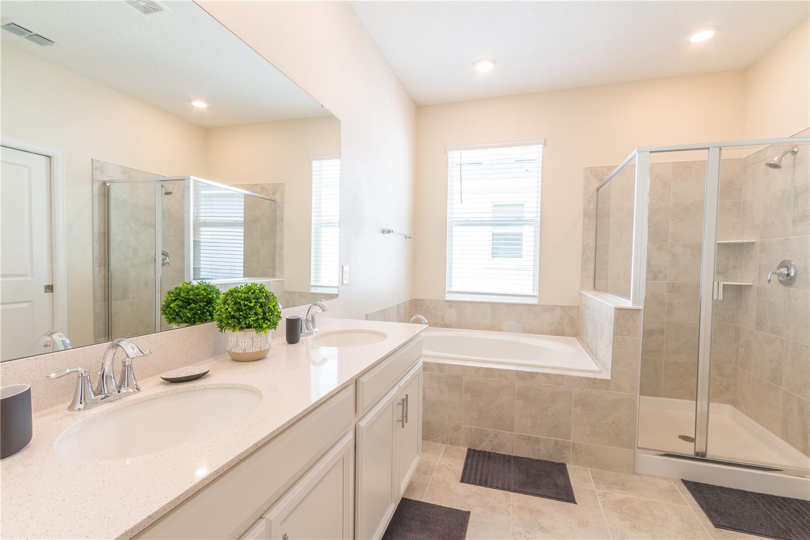 CHAMPIONSGATE CONDO PH 2 - Residential