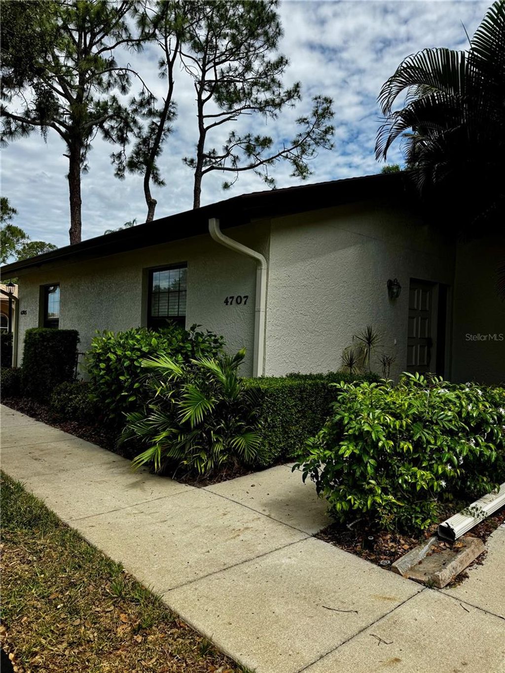 Photo of 4707 Winslow Beacon #2, Sarasota, FL 34235 (MLS # A4691003)