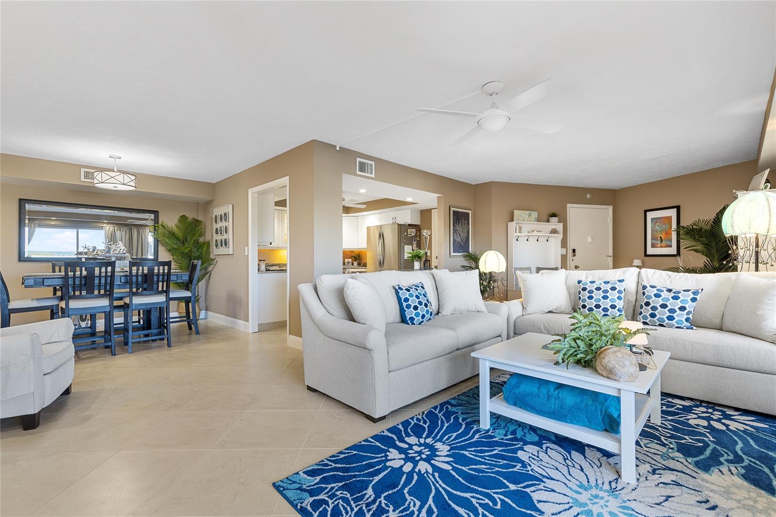 ST ARMAND TOWERS - Residential