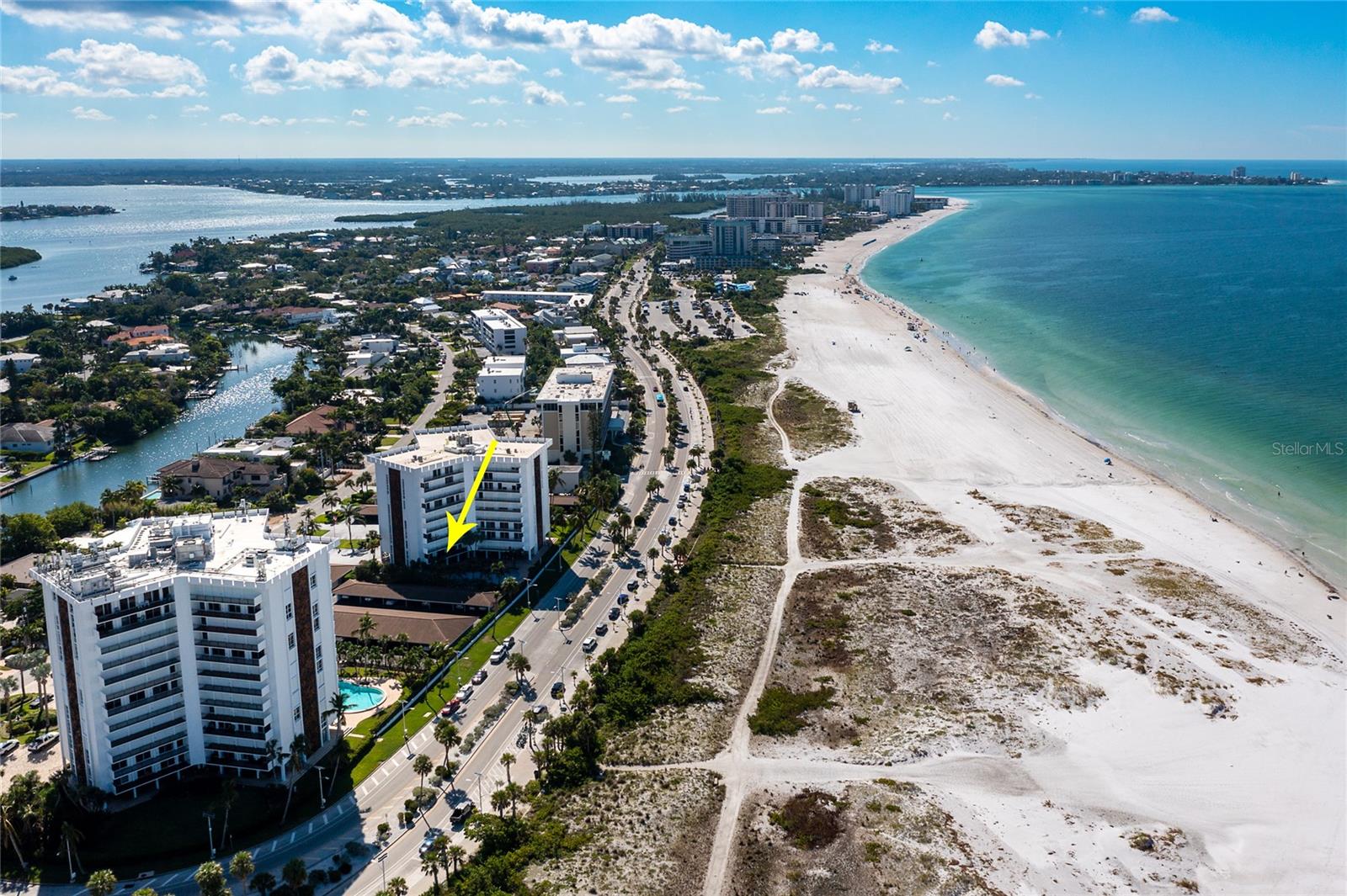 ST ARMAND TOWERS - Residential