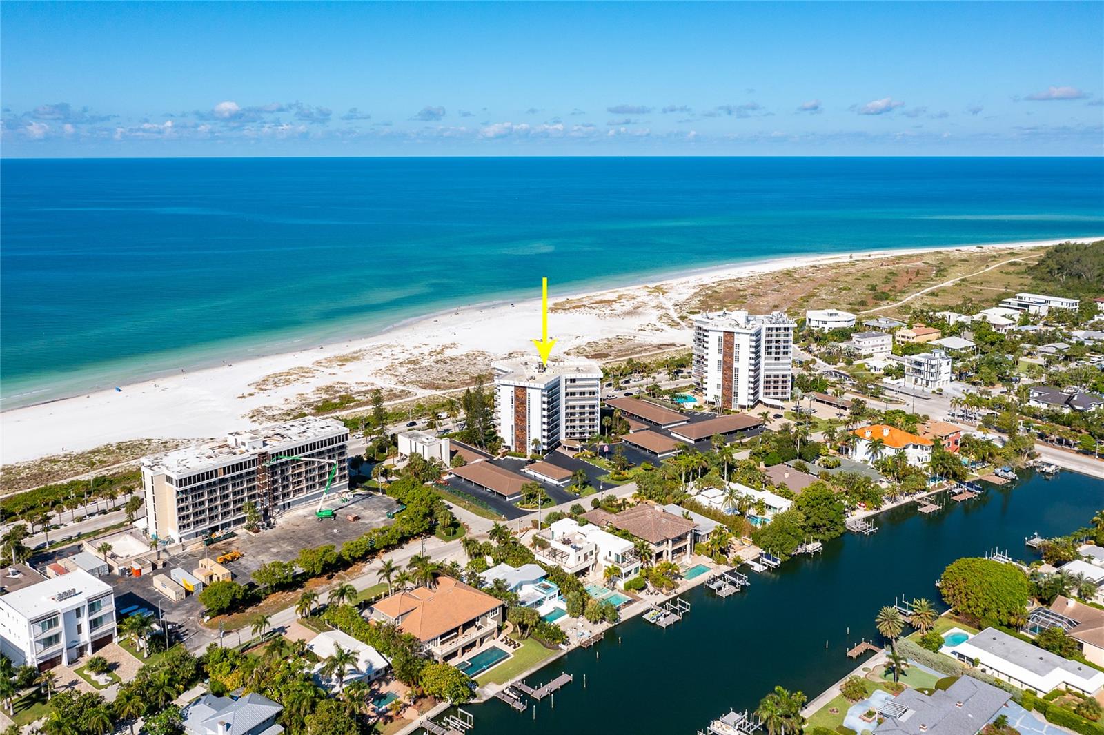 ST ARMAND TOWERS - Residential