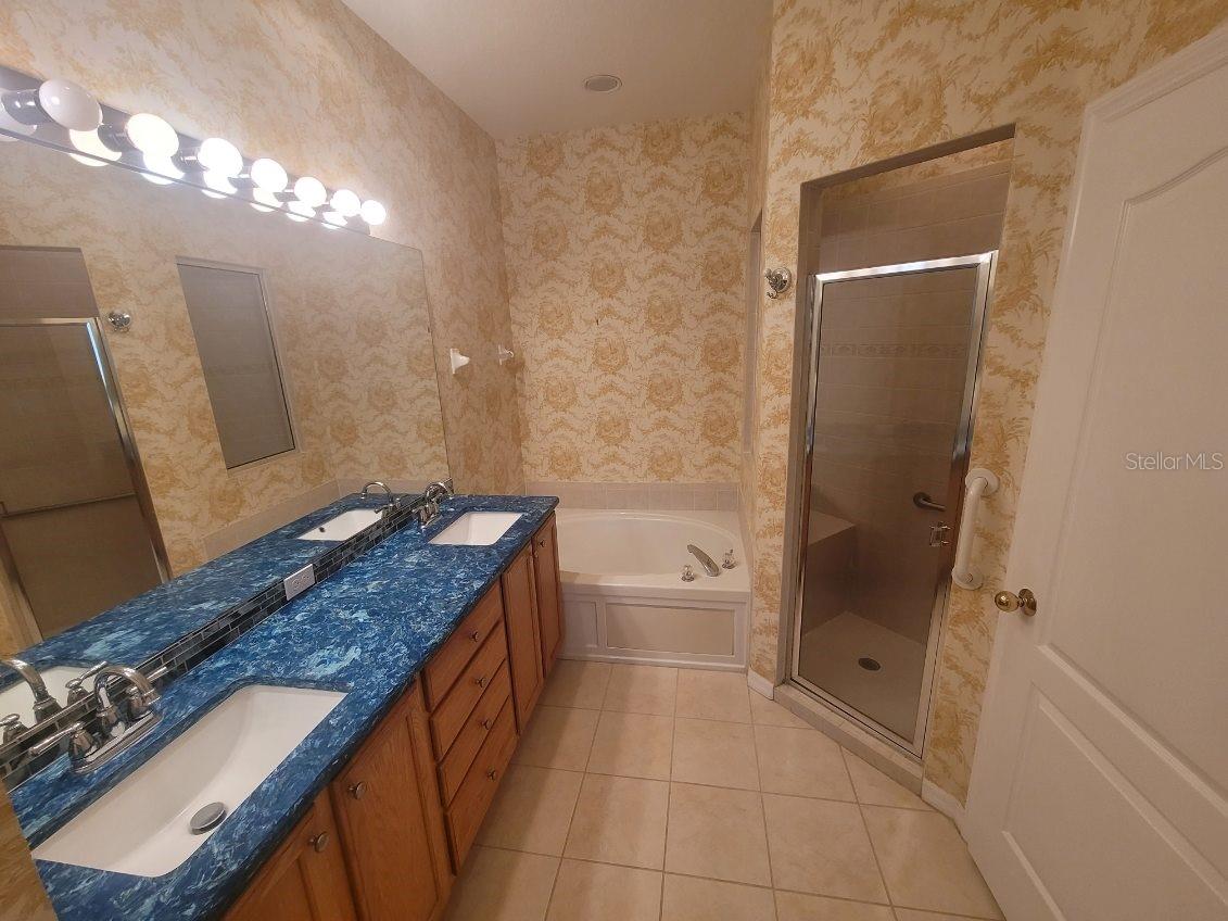 HERON CREEK - Residential Lease
