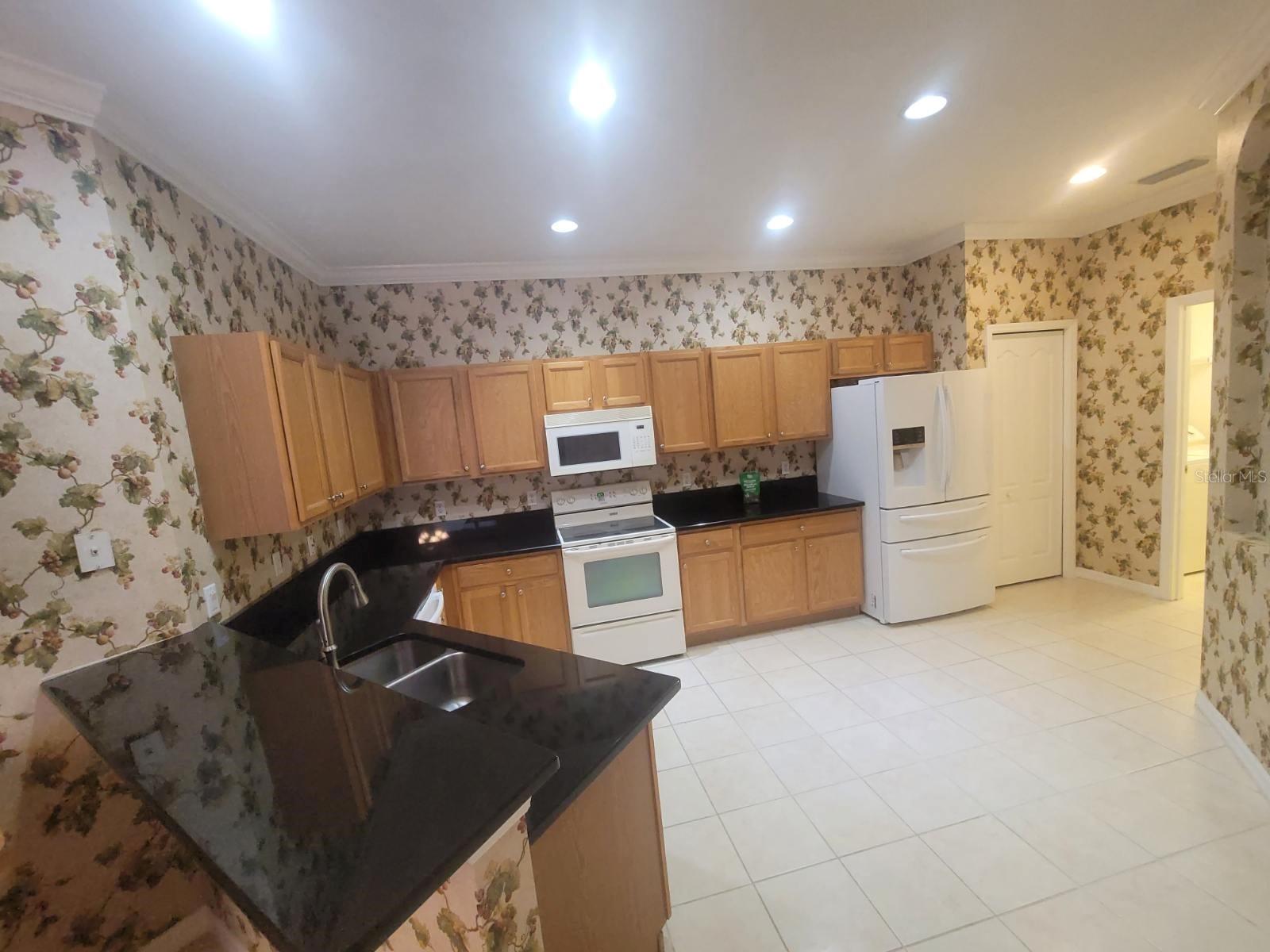 HERON CREEK - Residential Lease