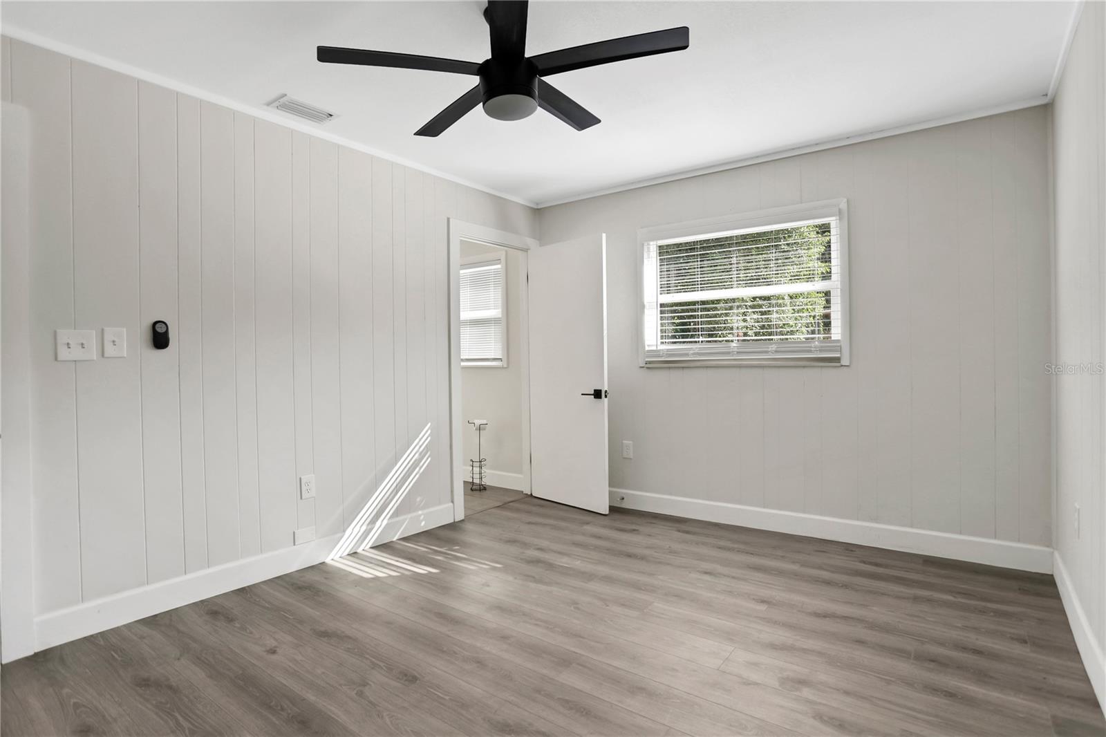 HILLCREST MANOR - Residential