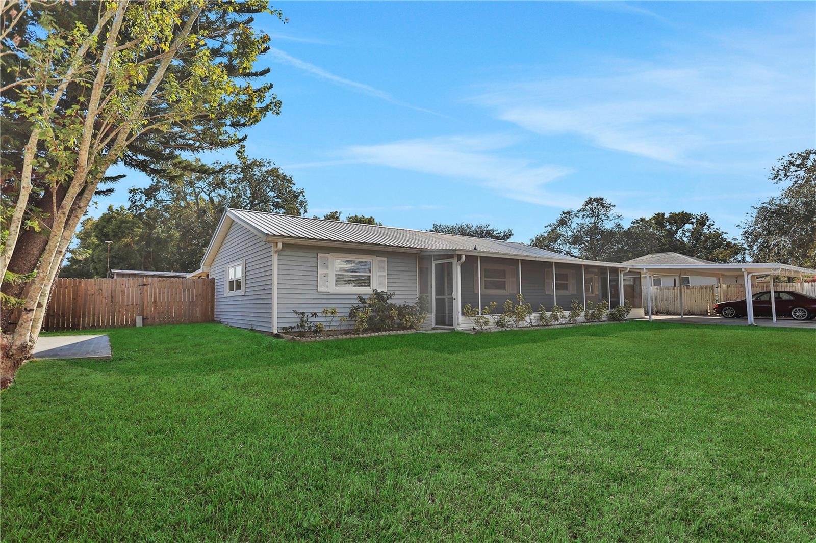 HILLCREST MANOR - Residential