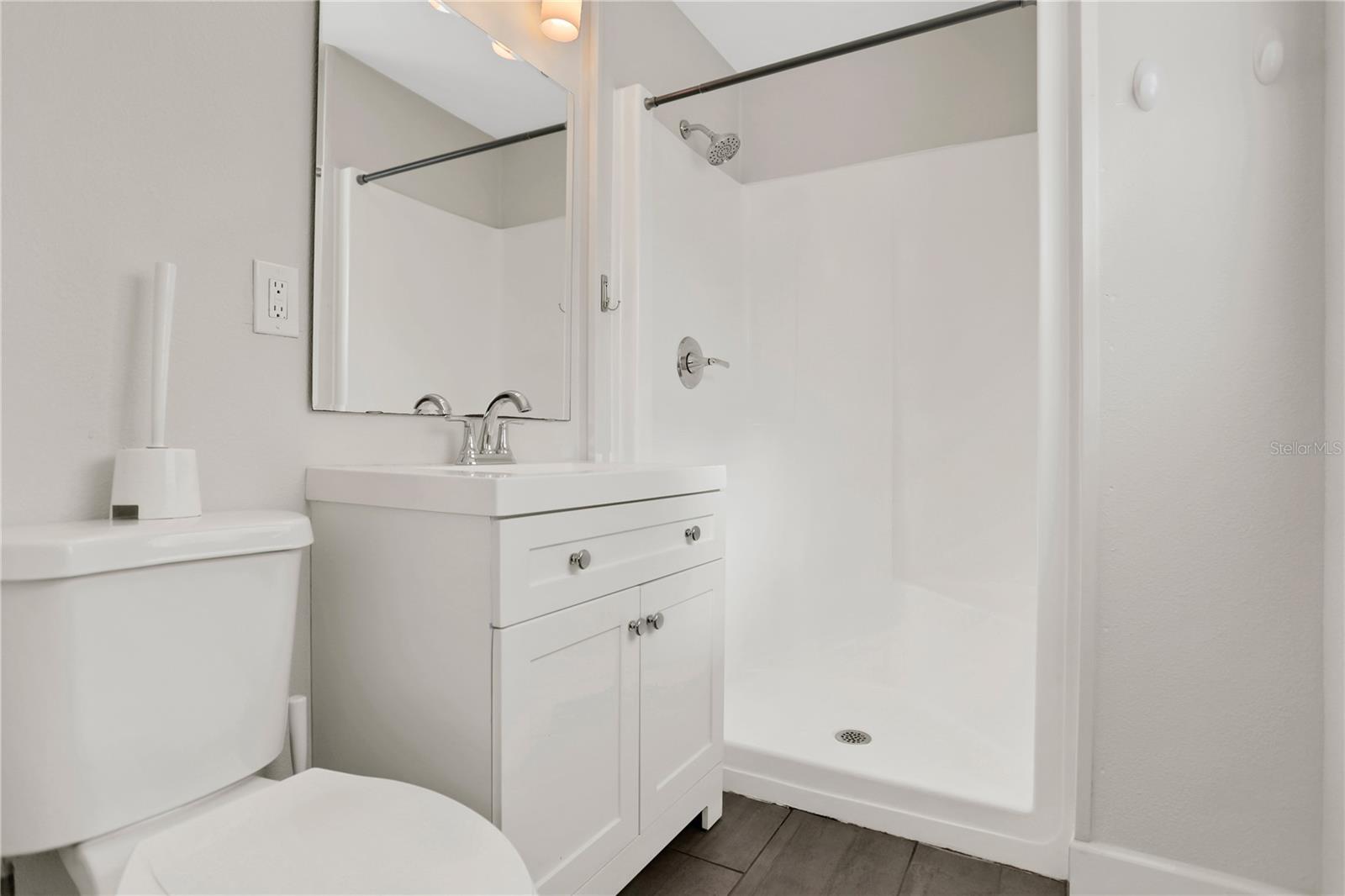 HILLCREST MANOR - Residential