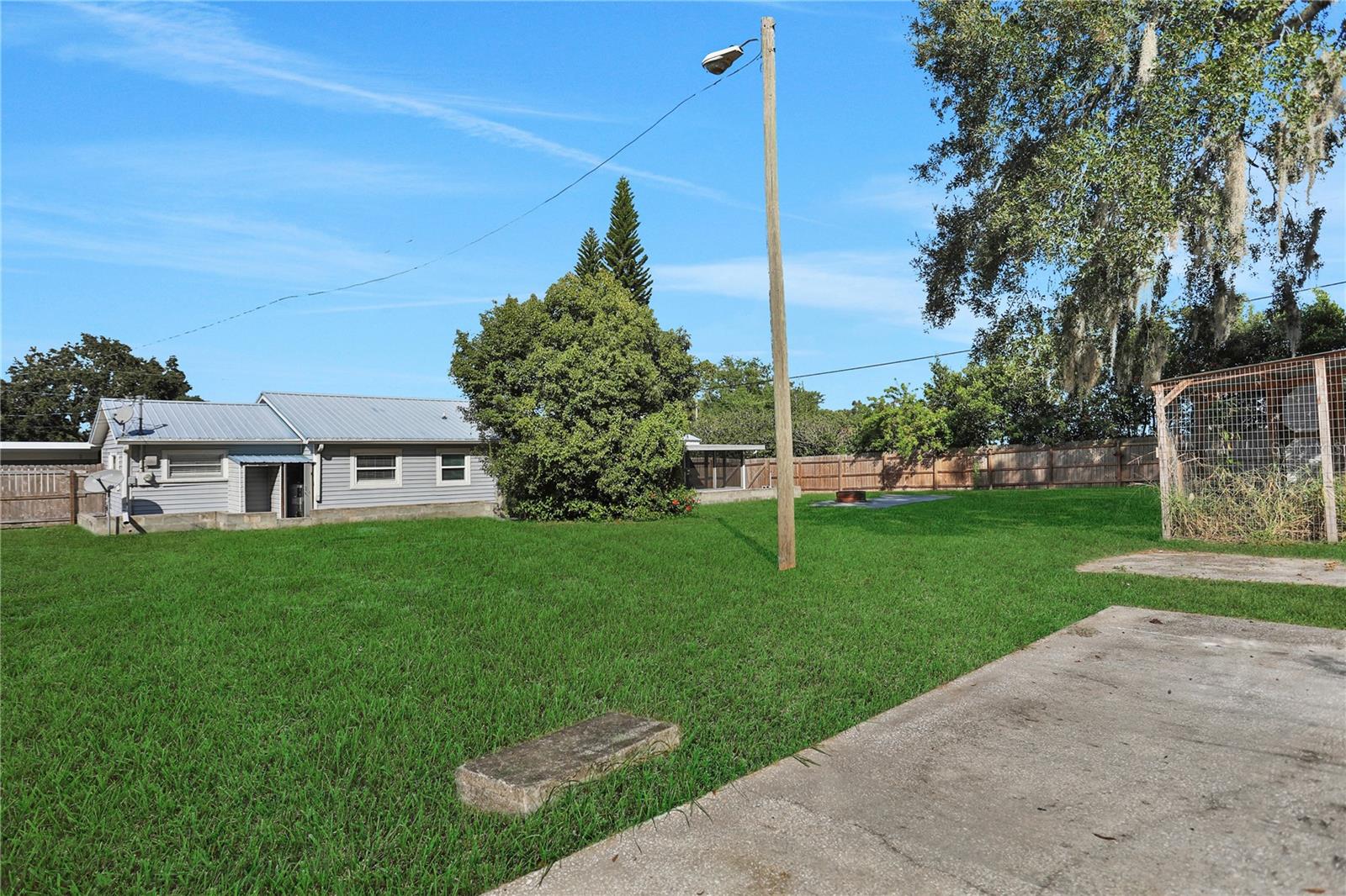 HILLCREST MANOR - Residential