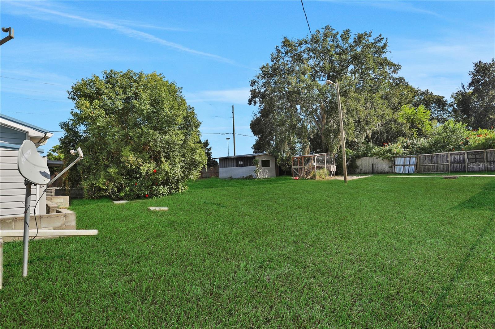 HILLCREST MANOR - Residential