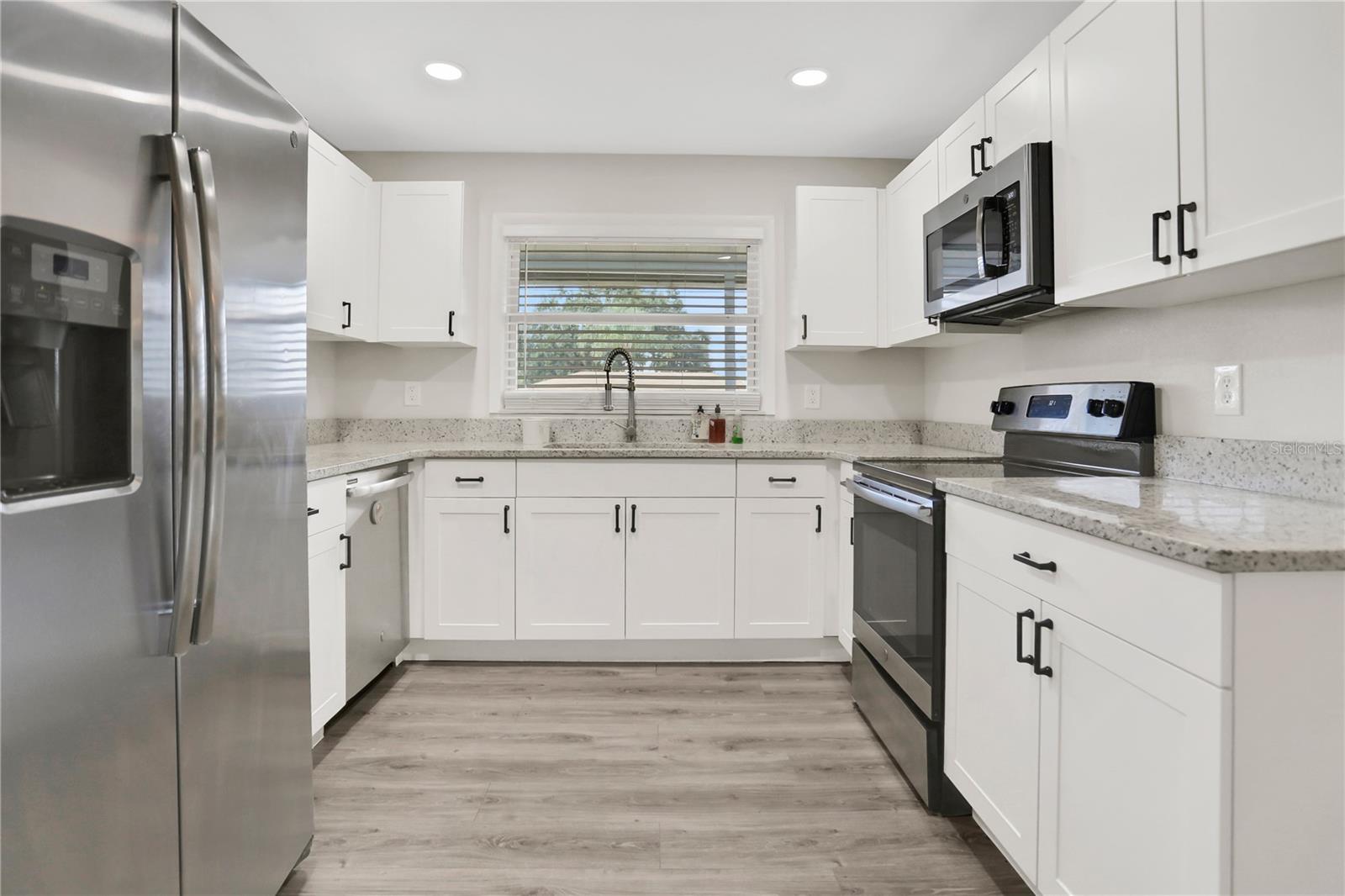 HILLCREST MANOR - Residential