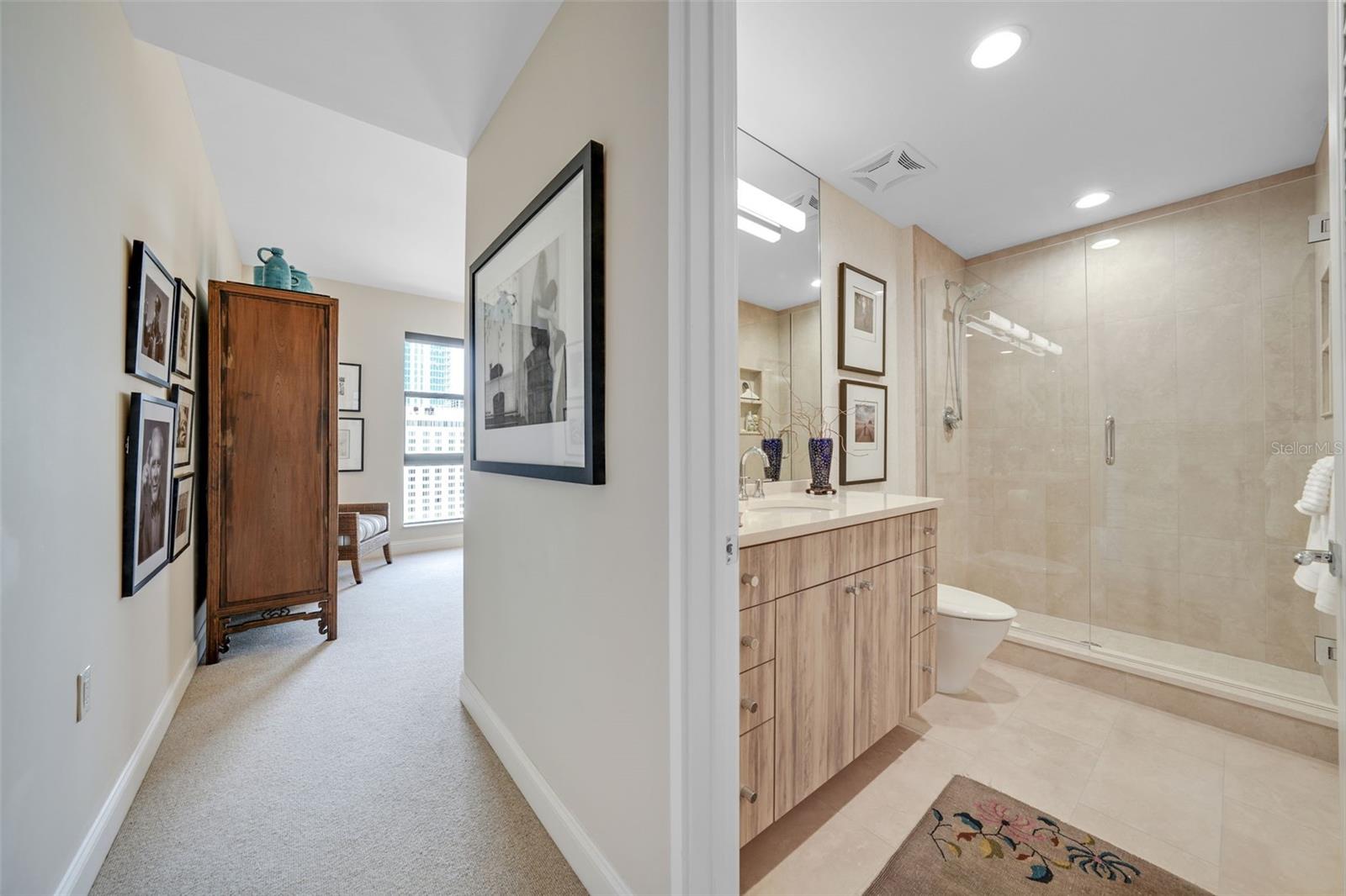 SALVADOR THE CONDO - Residential