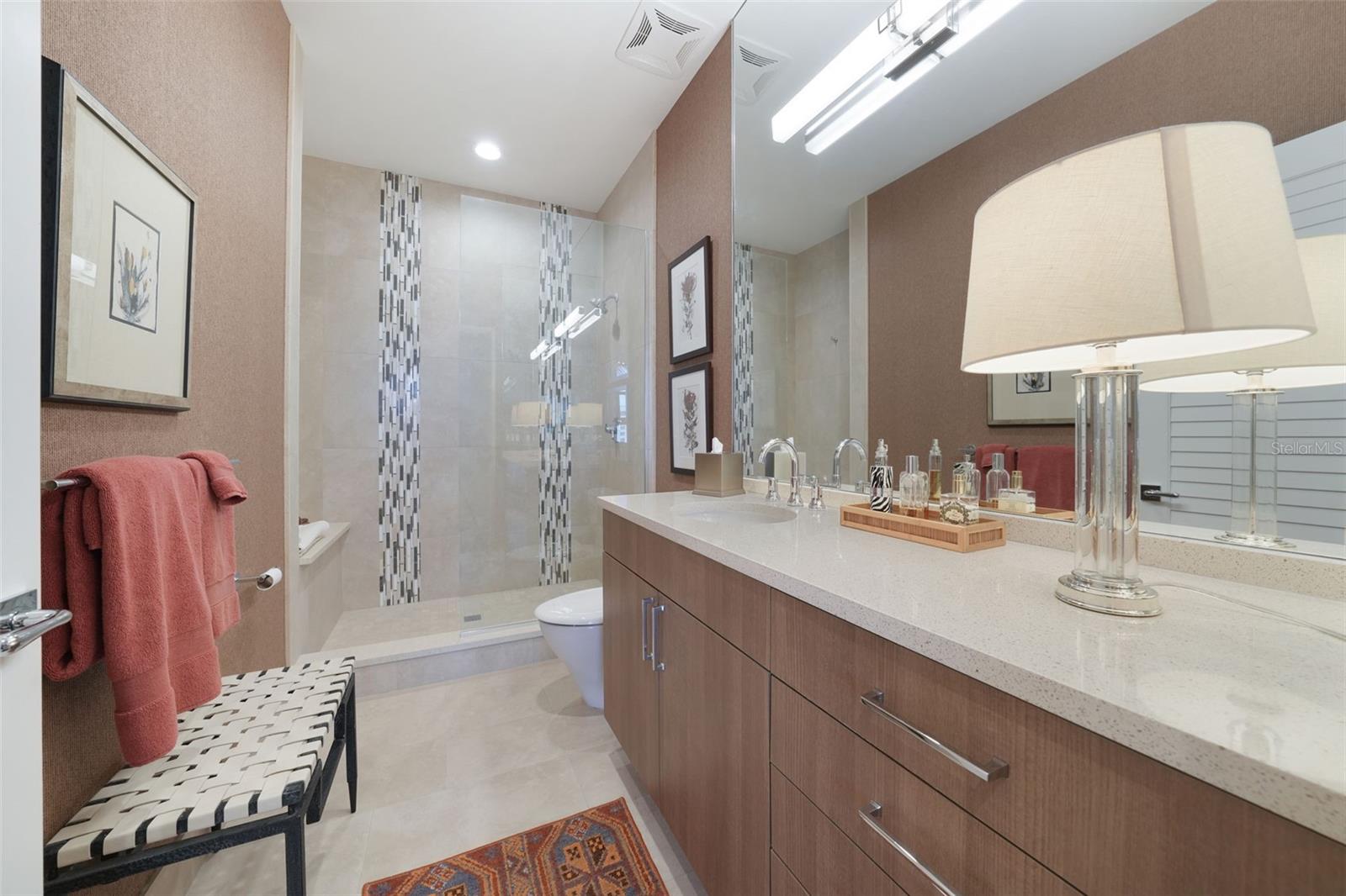 SALVADOR THE CONDO - Residential