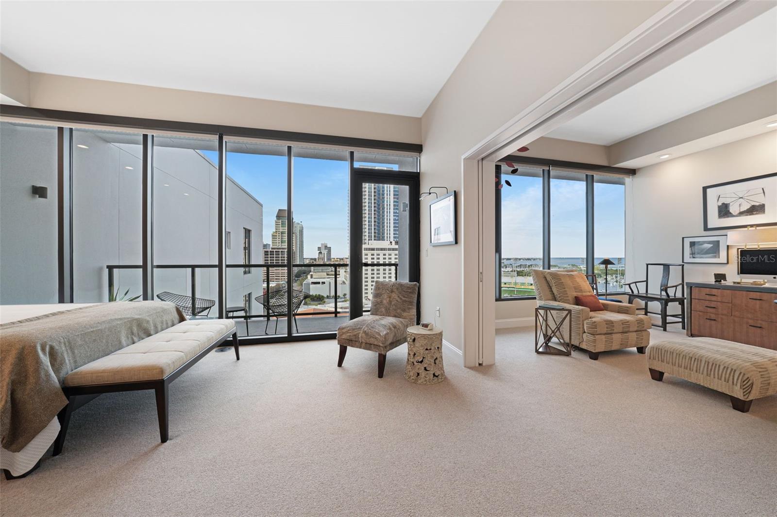 SALVADOR THE CONDO - Residential