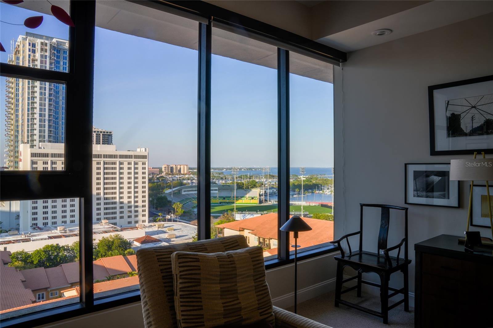 SALVADOR THE CONDO - Residential