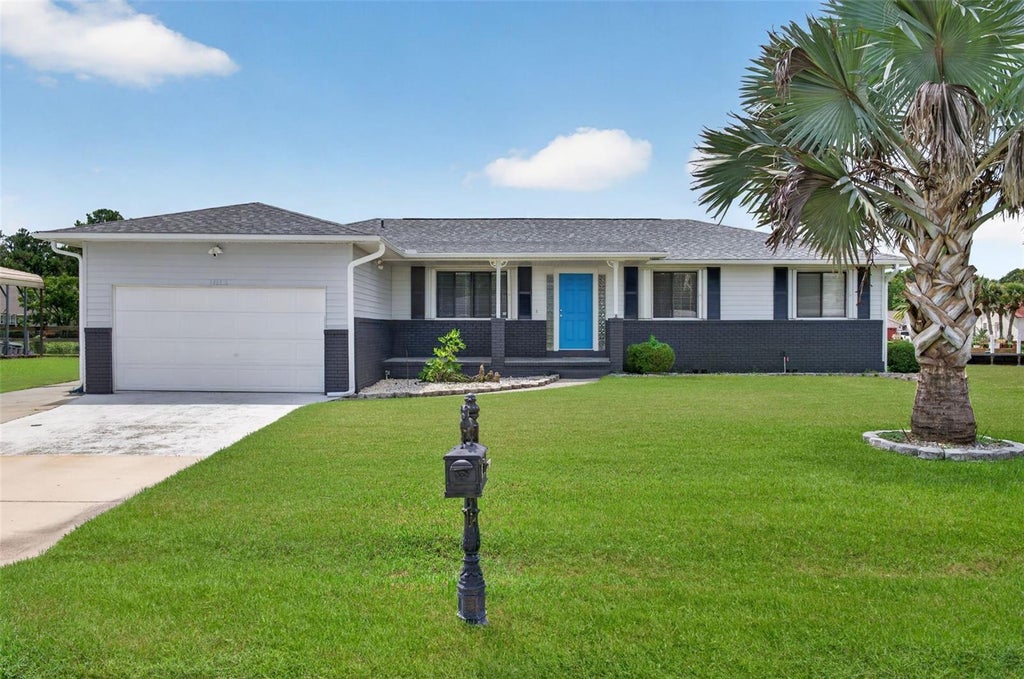 Photo of 1613 Juno Trail, Astor, FL 32102 (MLS # V4950864)