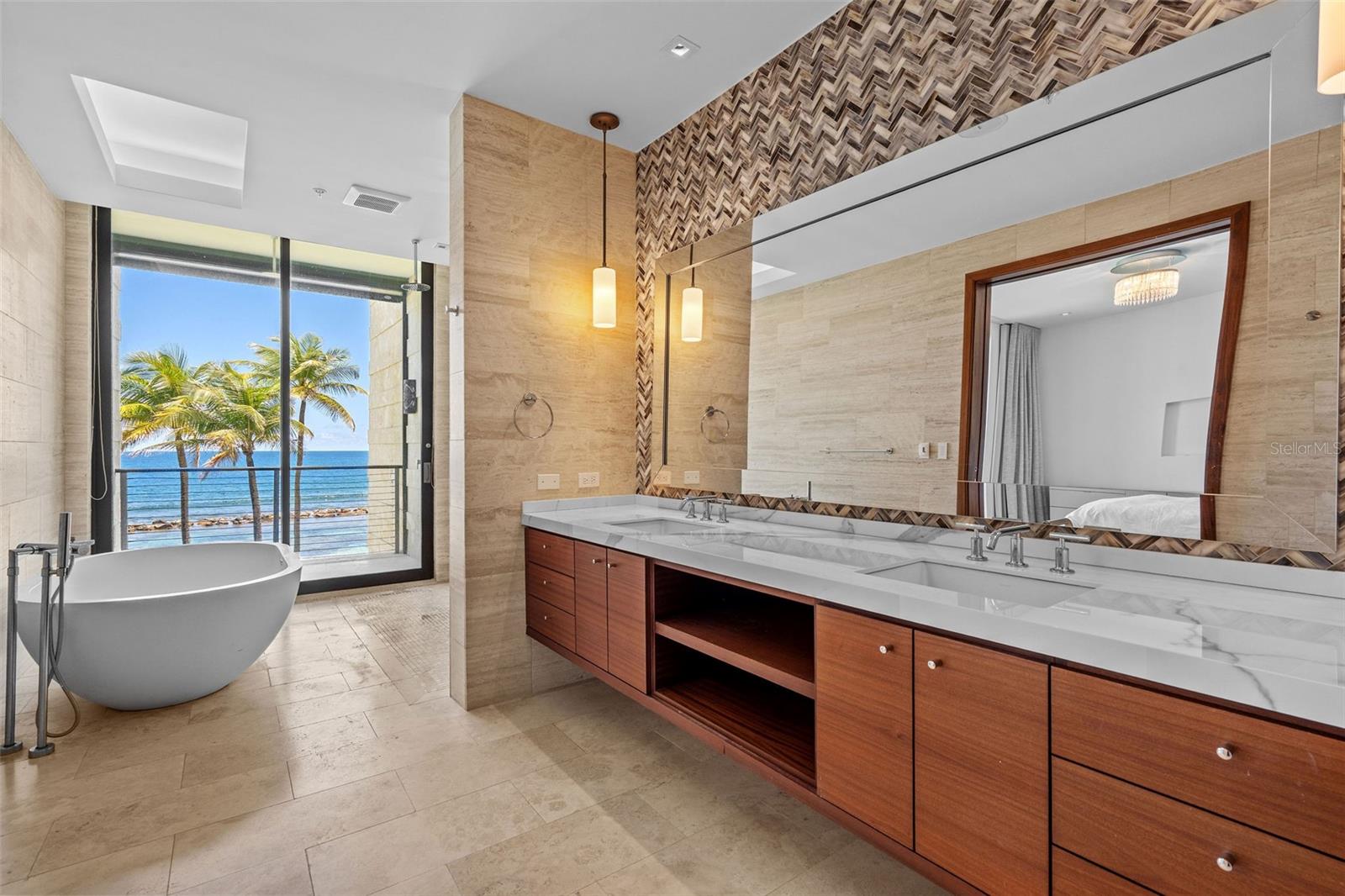 WEST BEACH RESIDENCES - Residential