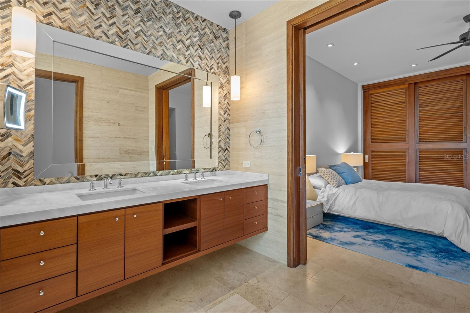 WEST BEACH RESIDENCES - Residential