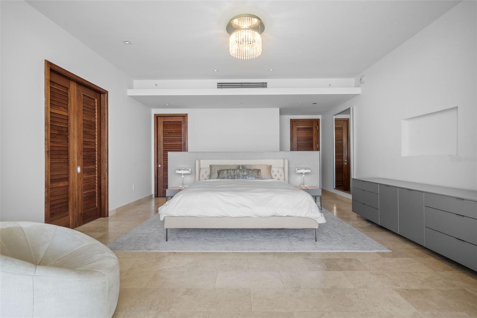 WEST BEACH RESIDENCES - Residential