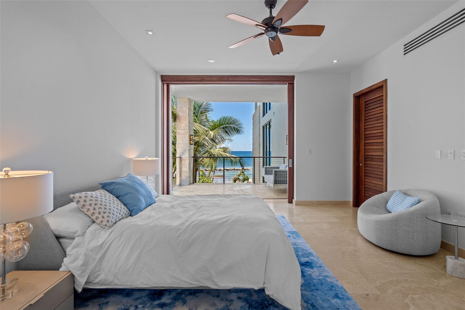WEST BEACH RESIDENCES - Residential