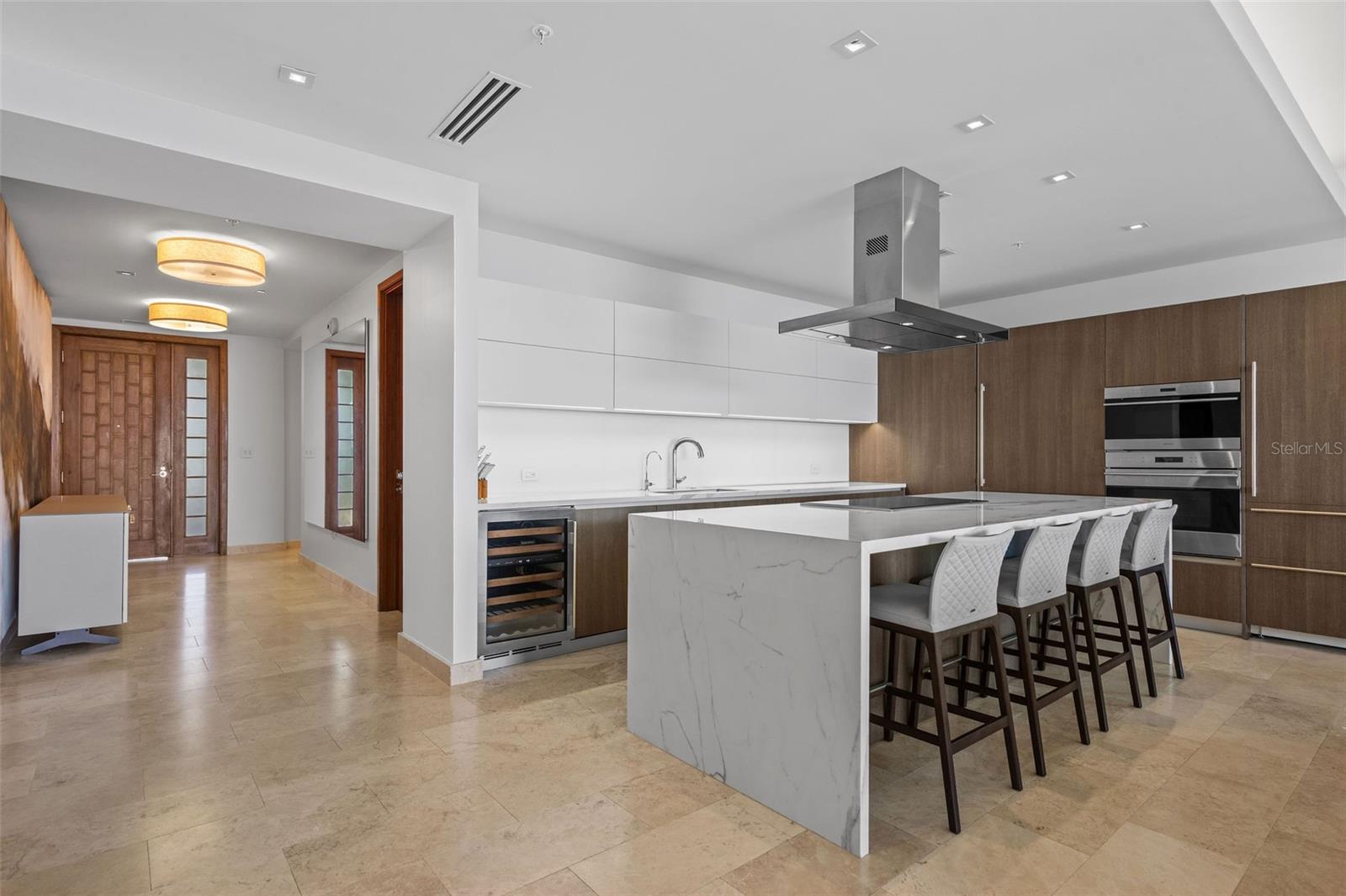 WEST BEACH RESIDENCES - Residential