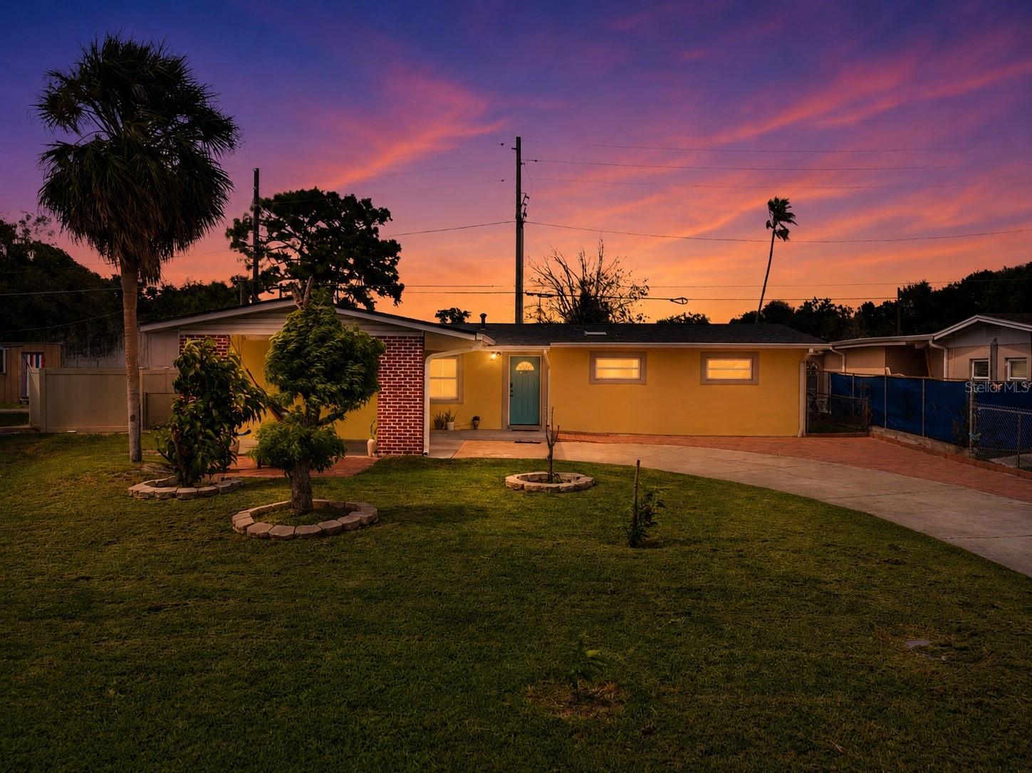 Casas a venda 3 - Jen Dantas 6206 WILLOW OAK LANE