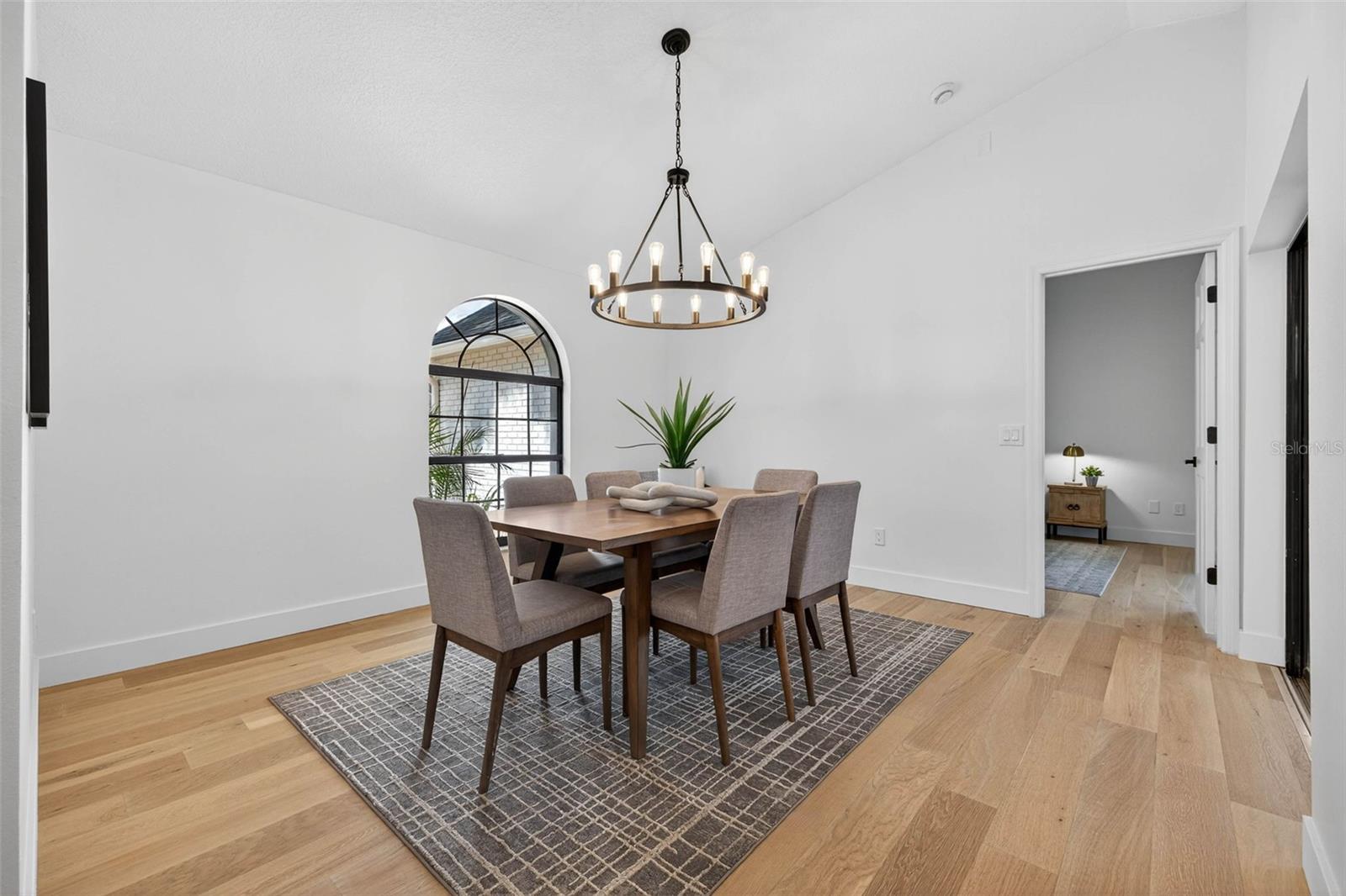 TURTLE LAKES - Residential