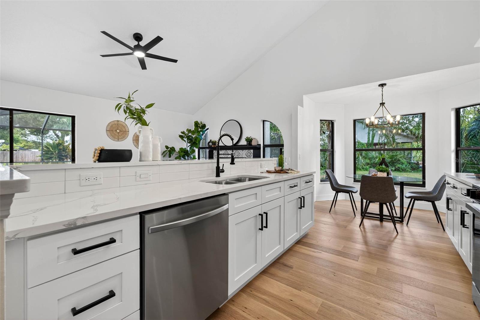 TURTLE LAKES - Residential