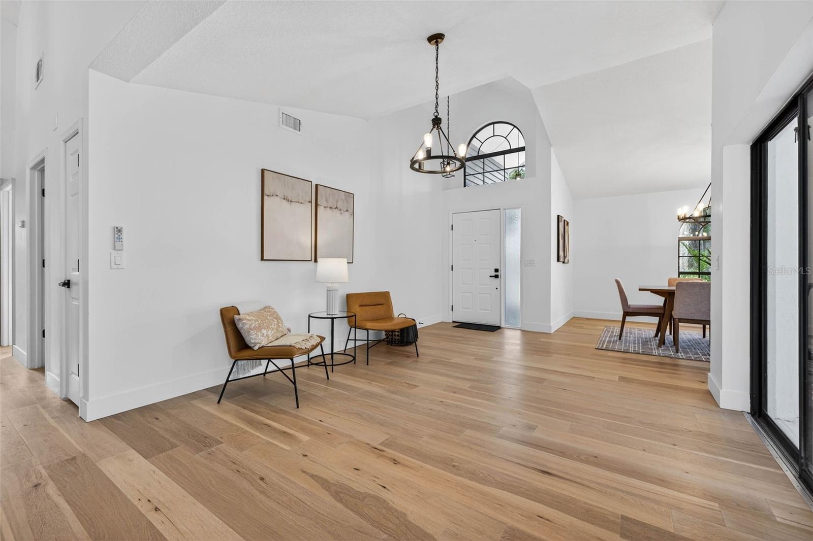 TURTLE LAKES - Residential