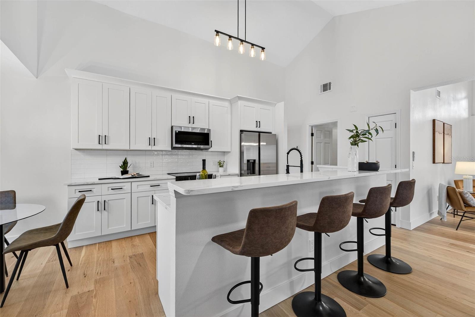 TURTLE LAKES - Residential