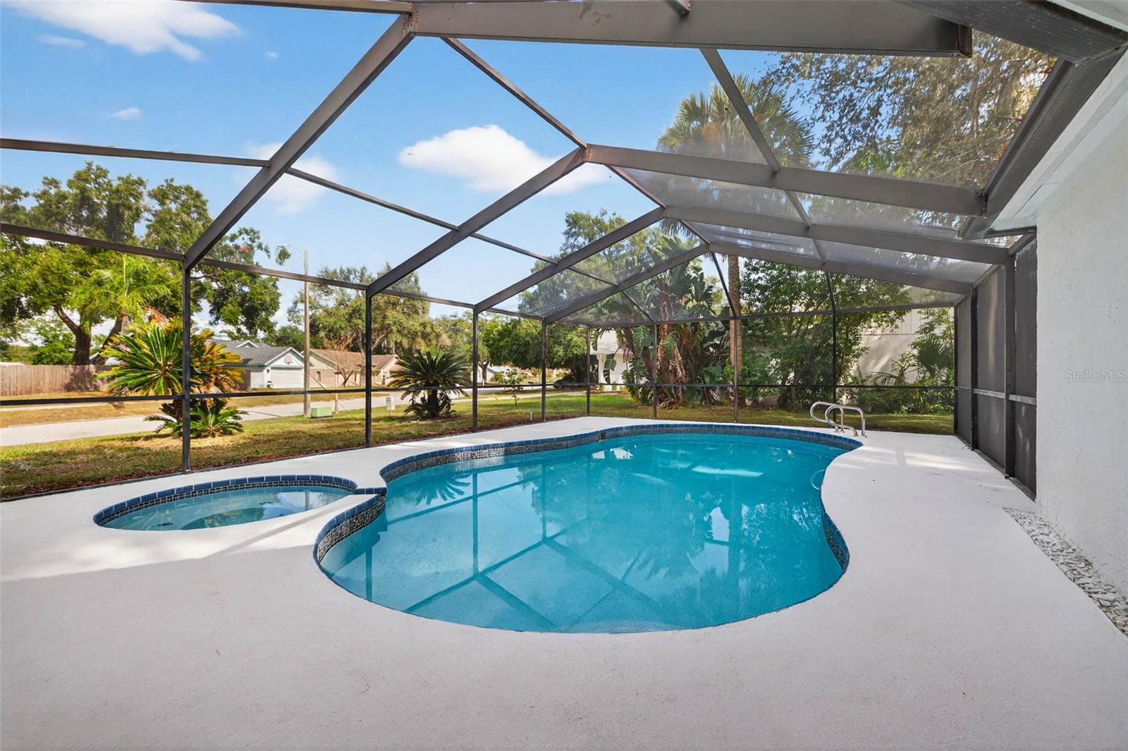 TURTLE LAKES - Residential