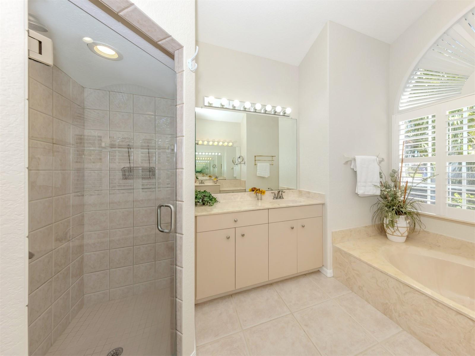 HIDDEN LAKES CLUB PH 1 - Residential