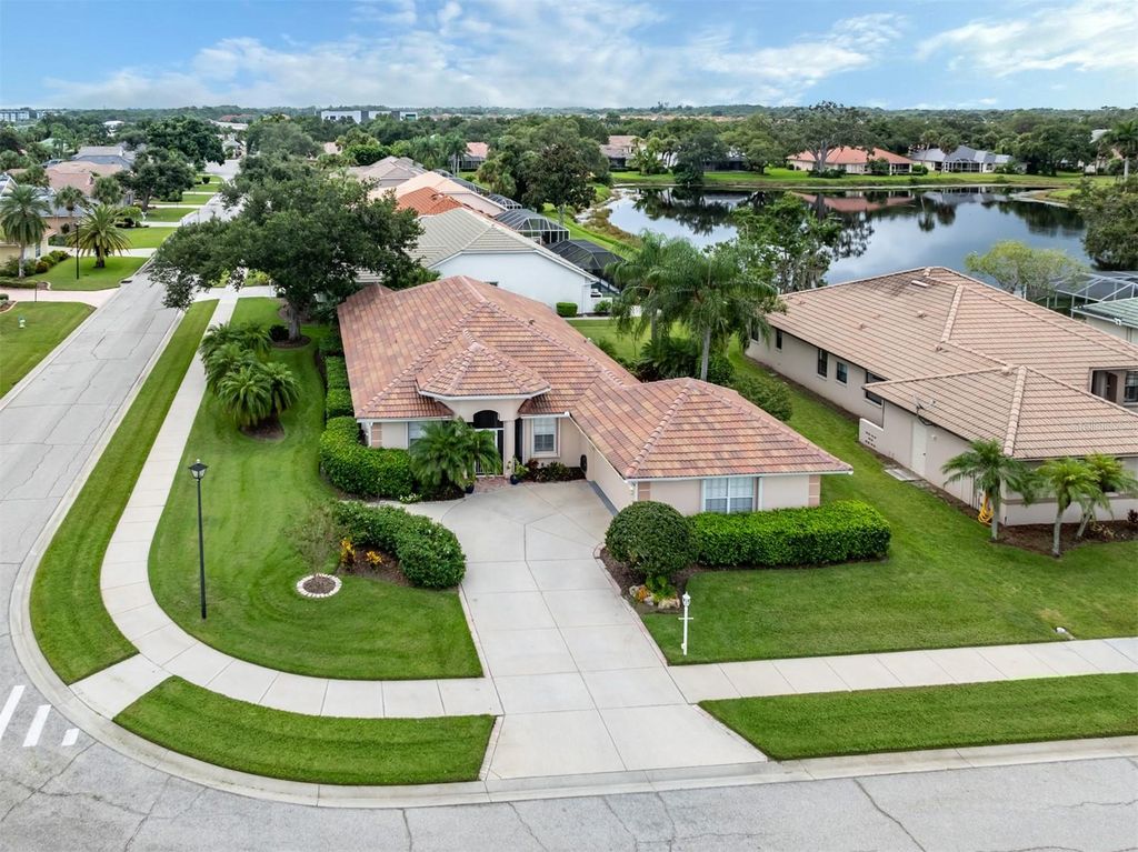 Photo of 155 Grand Oak Circle, Venice, FL 34292 (MLS # N6141565)