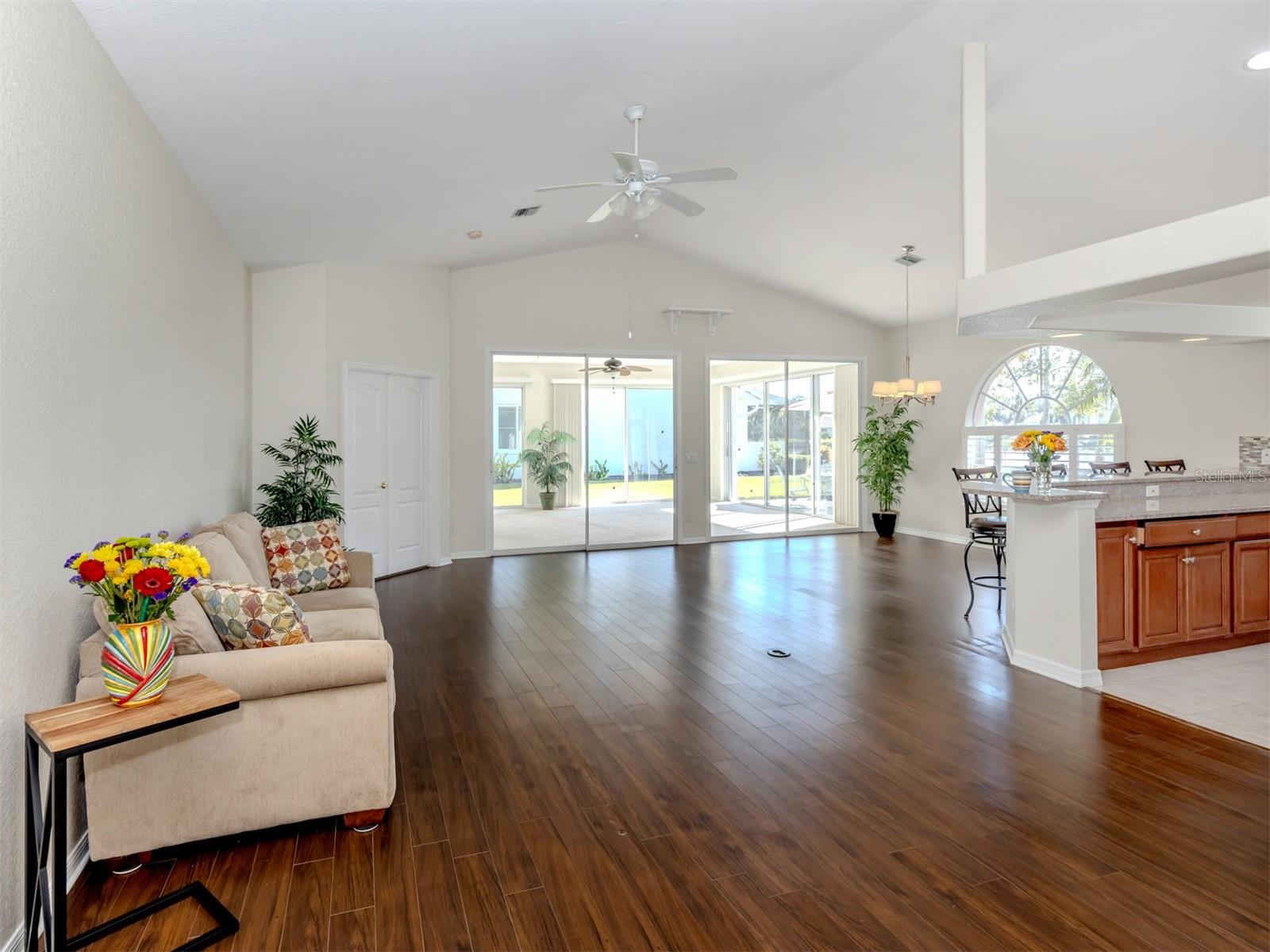 HIDDEN LAKES CLUB PH 1 - Residential