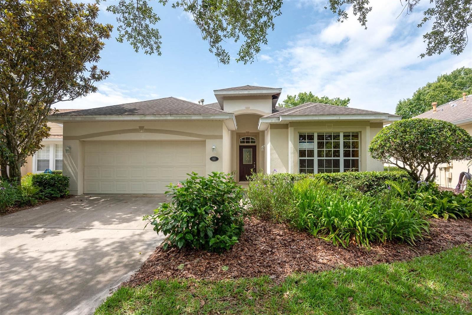 902 HERON POINT CIRCLE