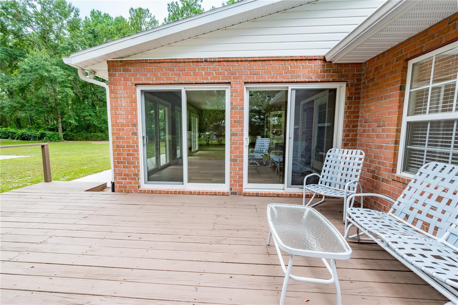 QUAD HOLDI - Residential