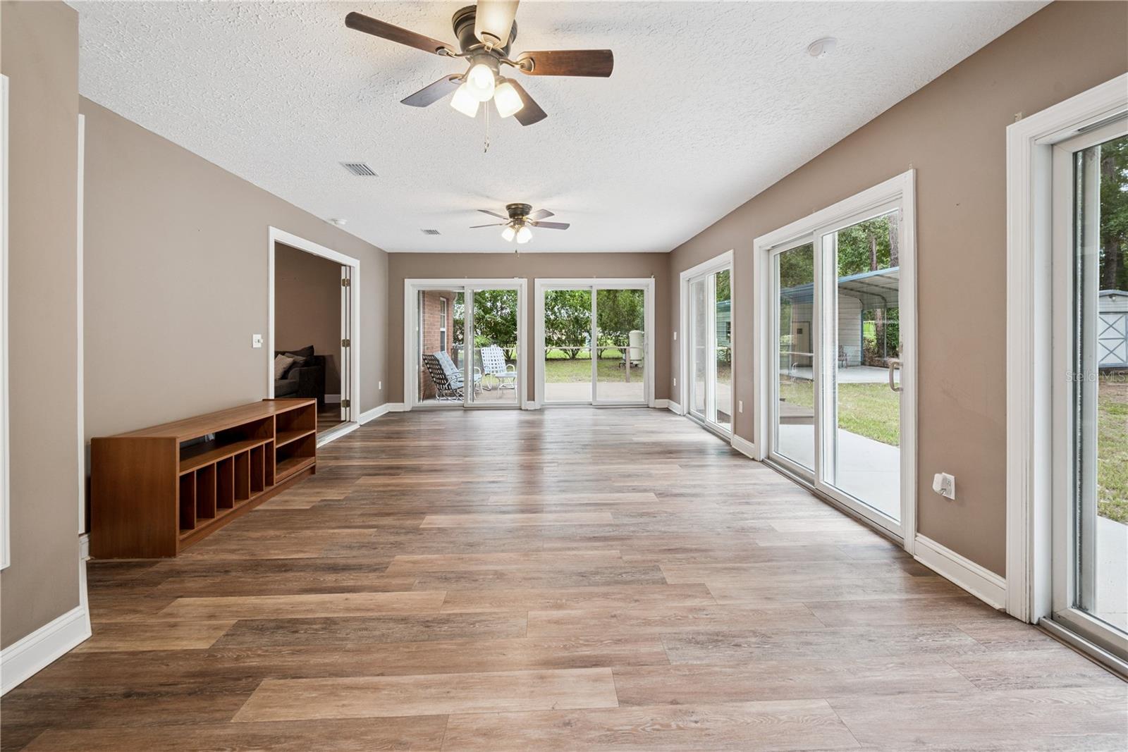 QUAD HOLDI - Residential