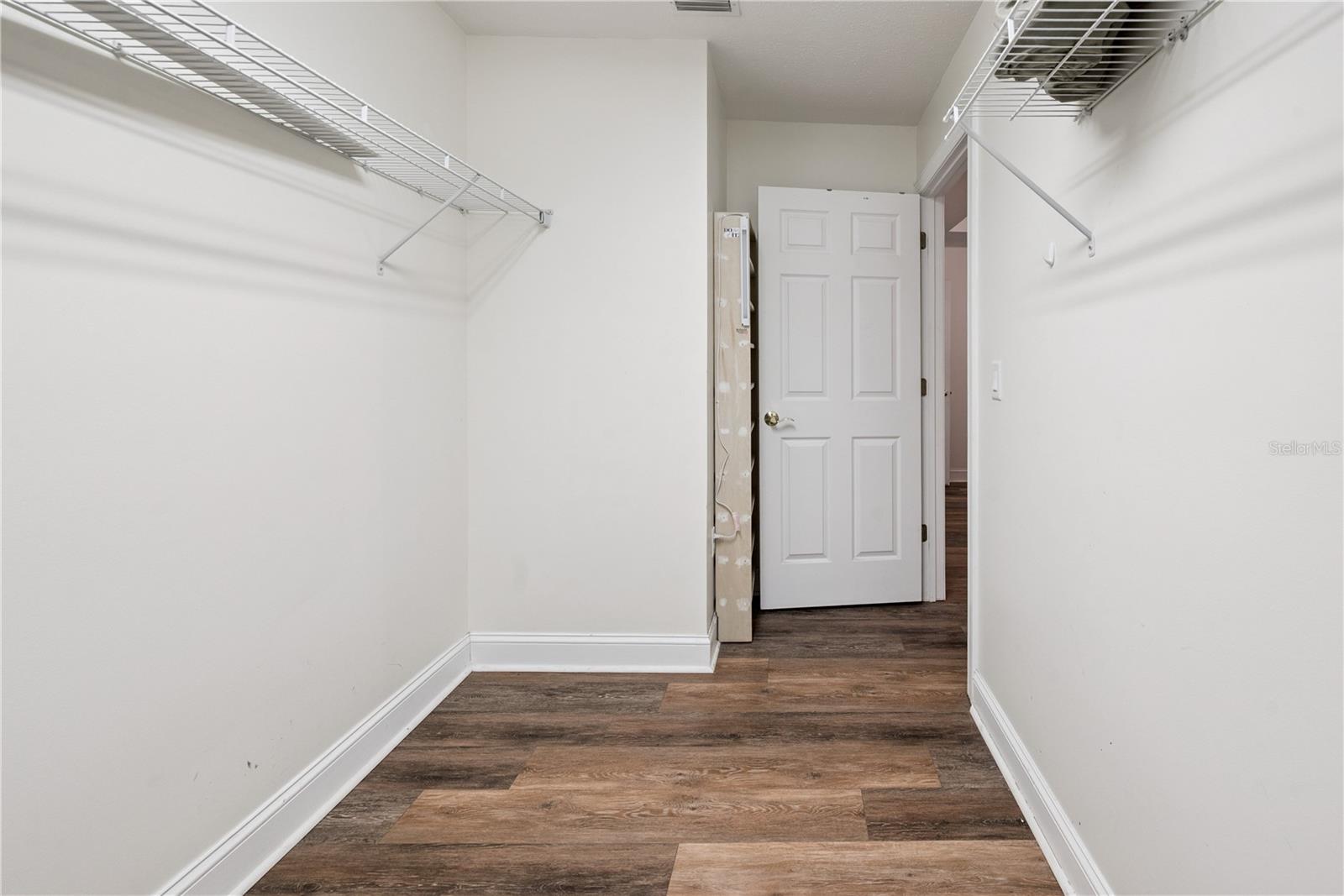 QUAD HOLDI - Residential