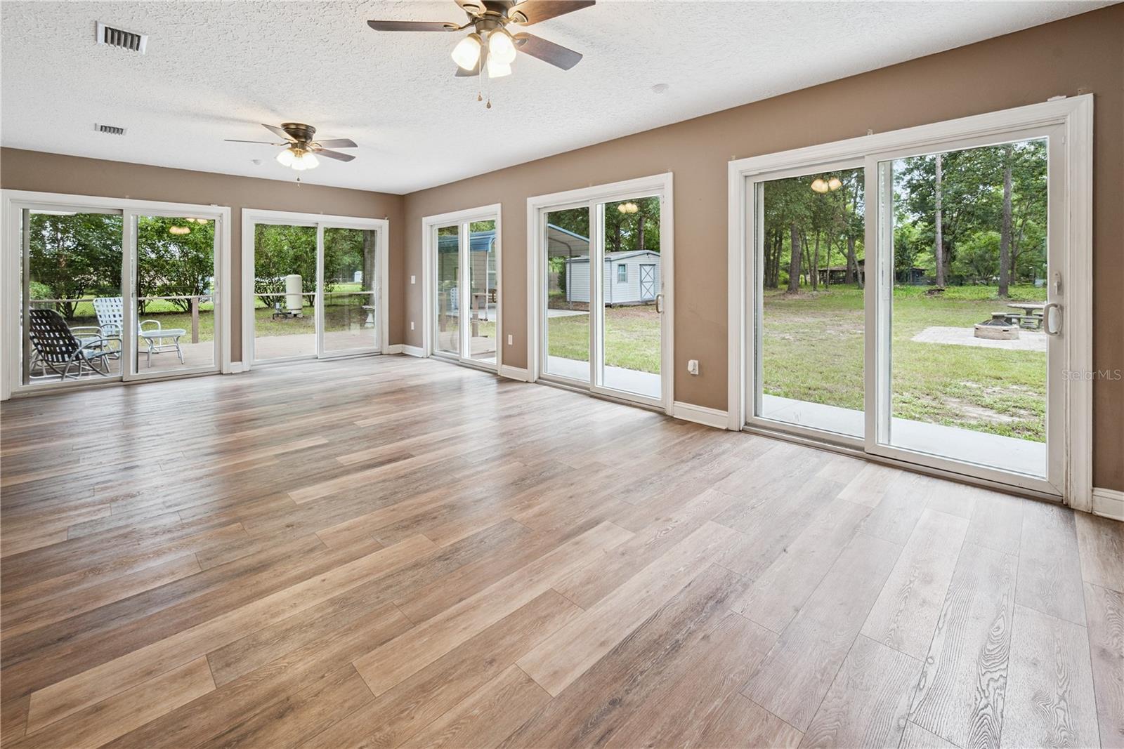 QUAD HOLDI - Residential