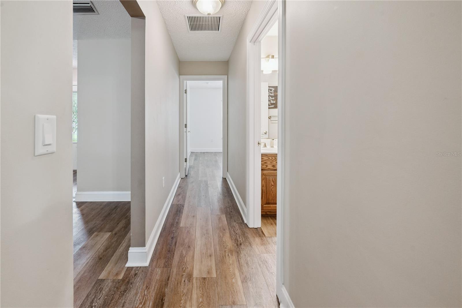 QUAD HOLDI - Residential