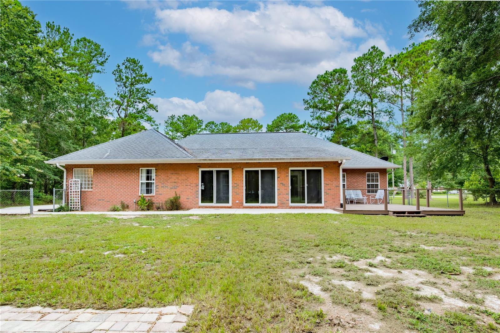 QUAD HOLDI - Residential