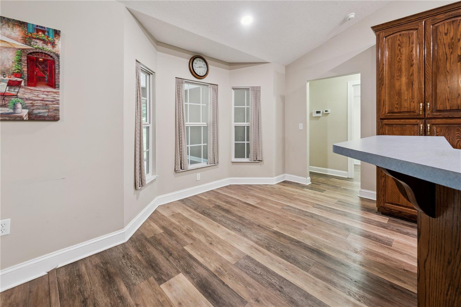 QUAD HOLDI - Residential