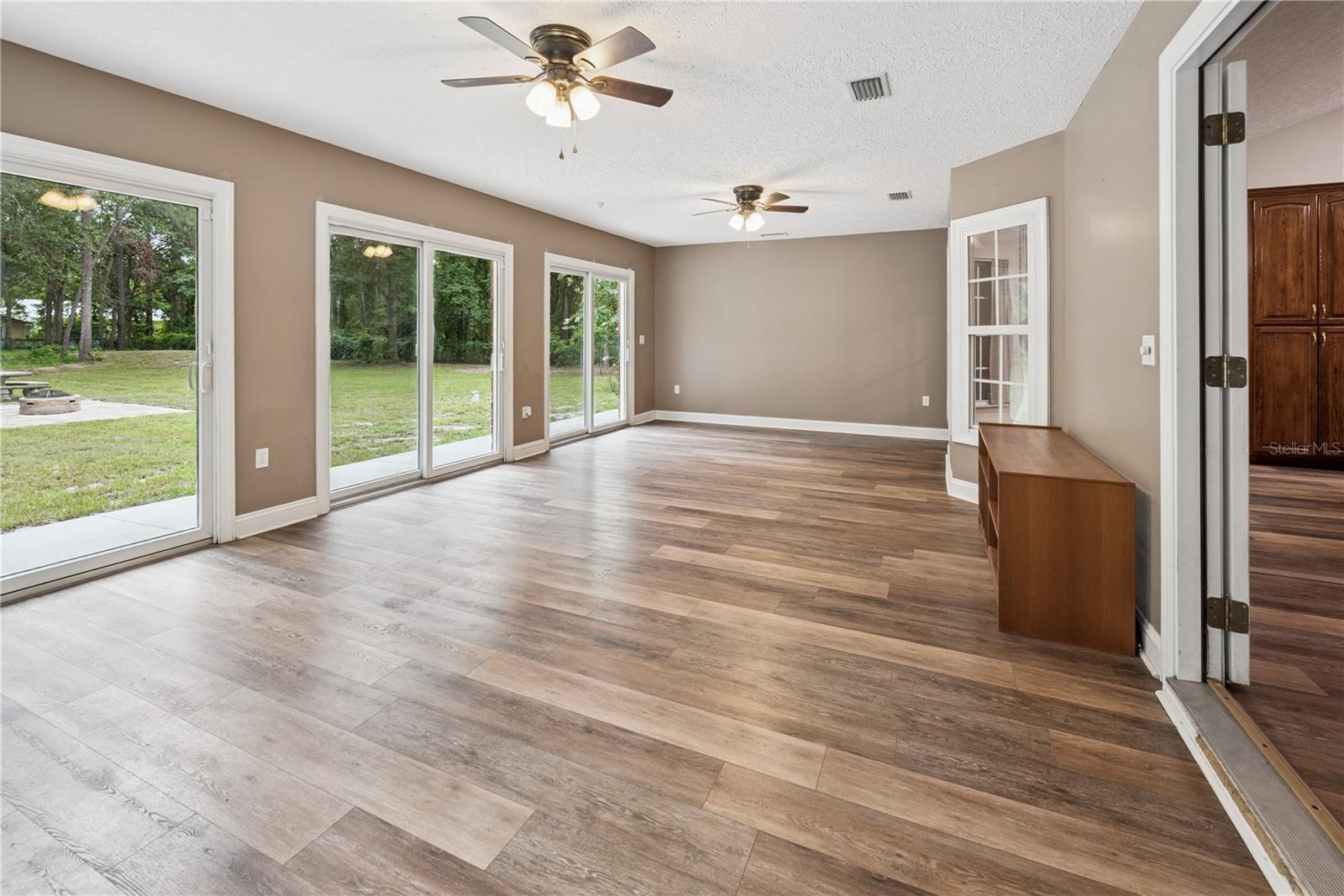 QUAD HOLDI - Residential