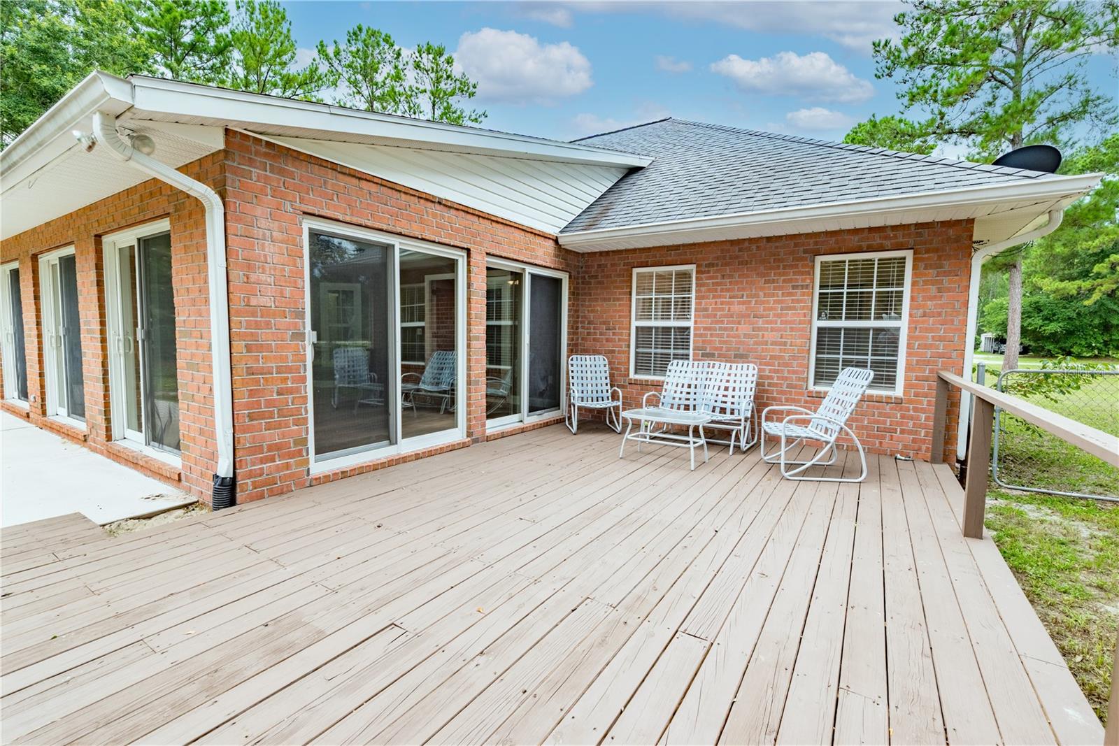 QUAD HOLDI - Residential