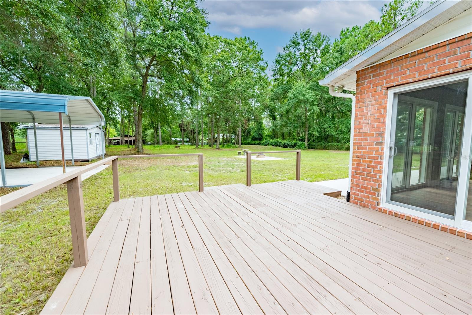 QUAD HOLDI - Residential